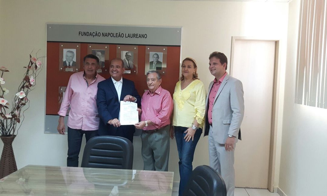 Vereador Bruno Farias apoia o Trabalho do hospital Napoleão Laureano