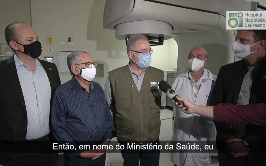 Ministro da Saúde visita o Hospital Napoleão Laureano